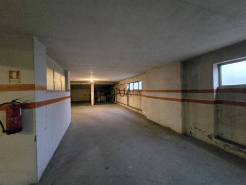 Apartamento T4 Venda em Guarda,Guarda