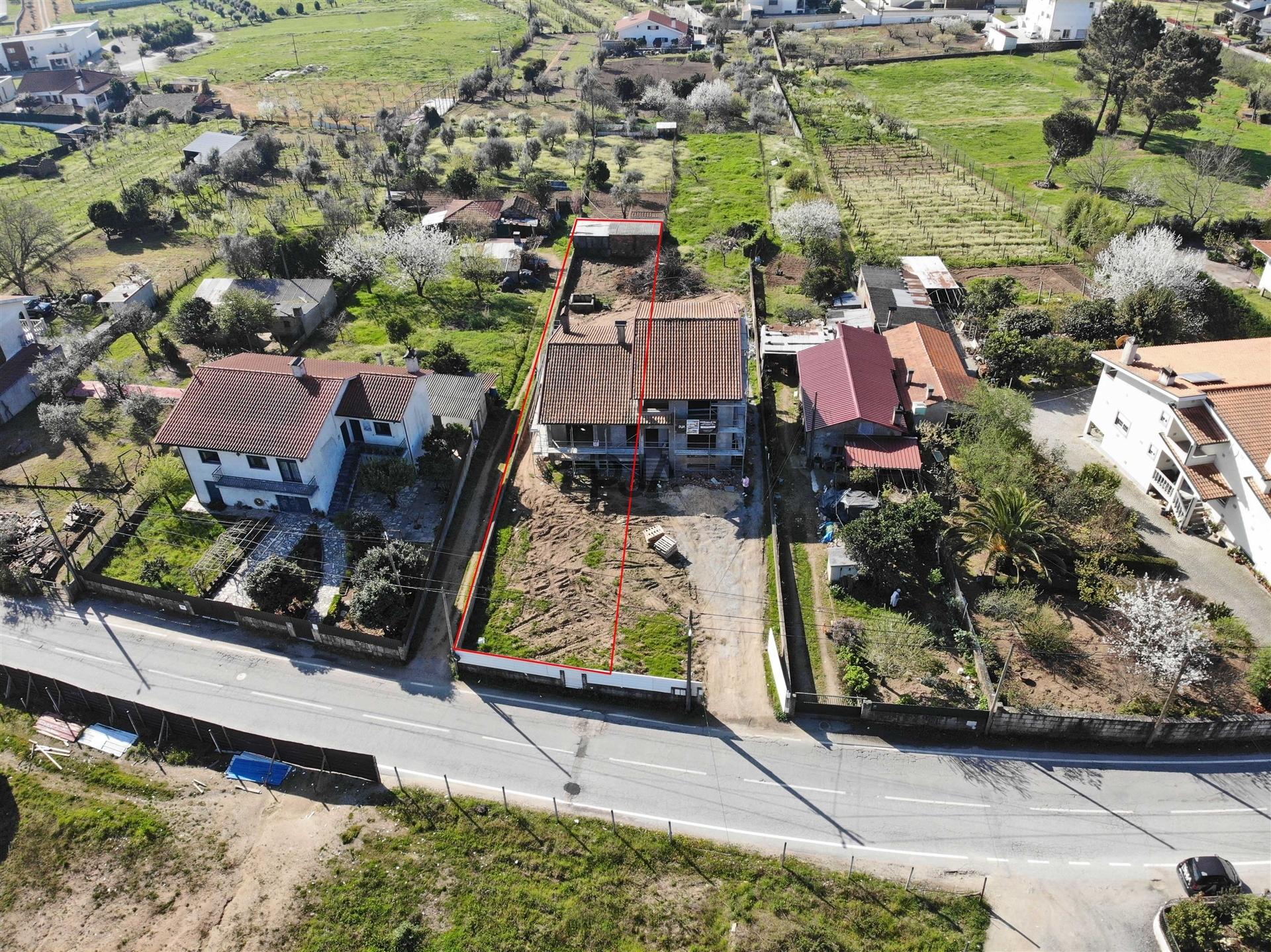 Moradia T4 em S. João de Lourosa, Viseu