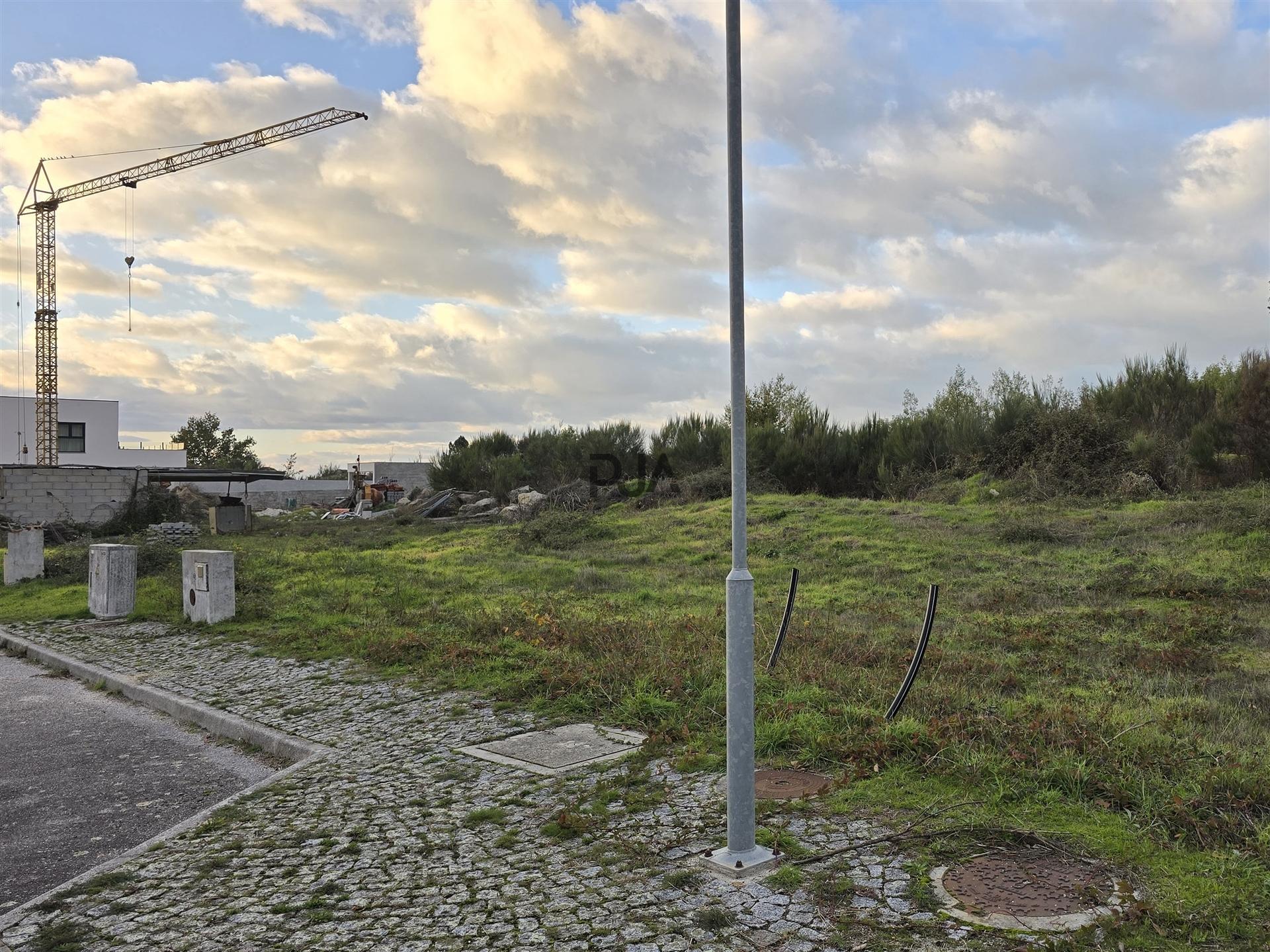 Lote de Terreno para Construção em Nespereira, Gouveia