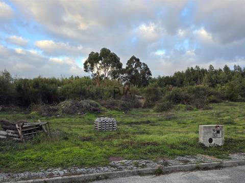 Lote de Terreno para Construção em Nespereira, Gouveia