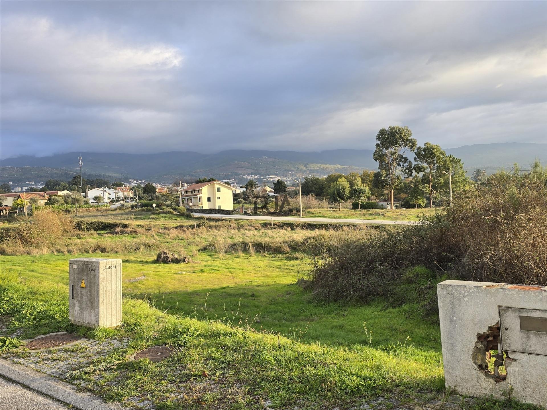 Lote de Terreno para Construção em Nespereira, Gouveia