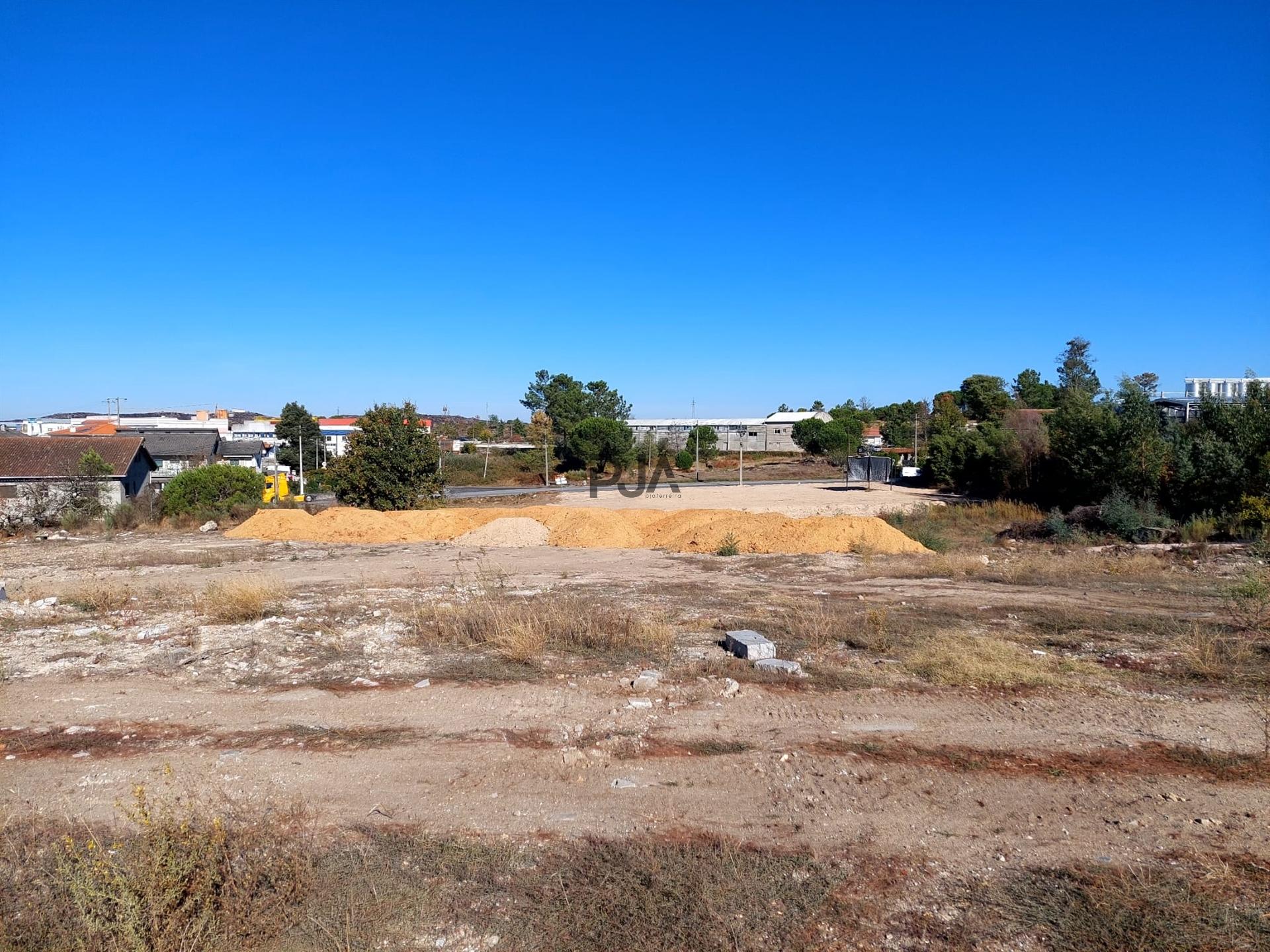 Lote Industrial em Mangualde