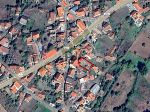 Moradia para Recuperar em Cortiçada, Tondela