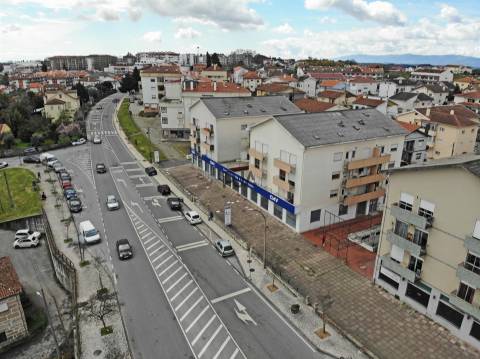 Armazém para Vender em Viseu