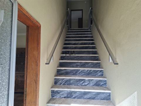 Moradia T5 em Sezures, Penalva do Castelo