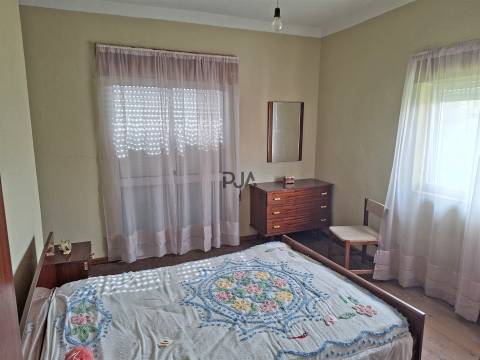 Moradia T5 em Sezures, Penalva do Castelo