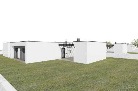 Moradia T3 térrea isolada  em Nelas, Viseu