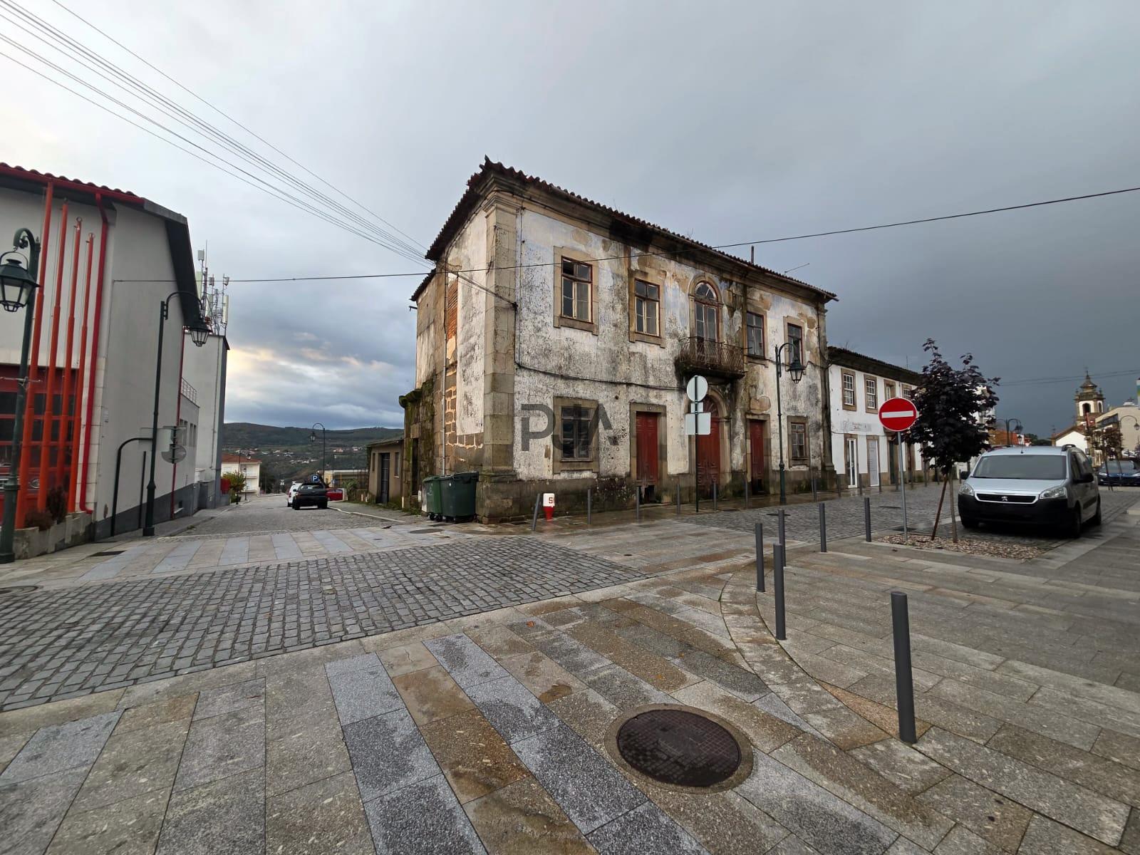 Edifício para Recuperar no Centro de Penalva do Castelo