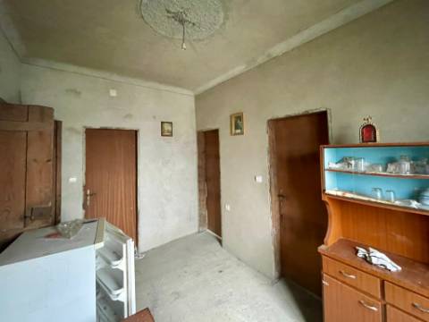 Moradia para Recuperar em Teomil, Tondela