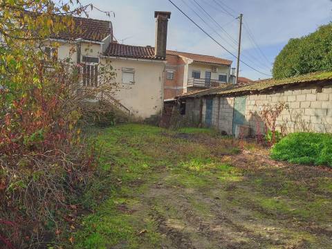 Moradia para recuperar em Rojão Grande, Santa Comba Dão
