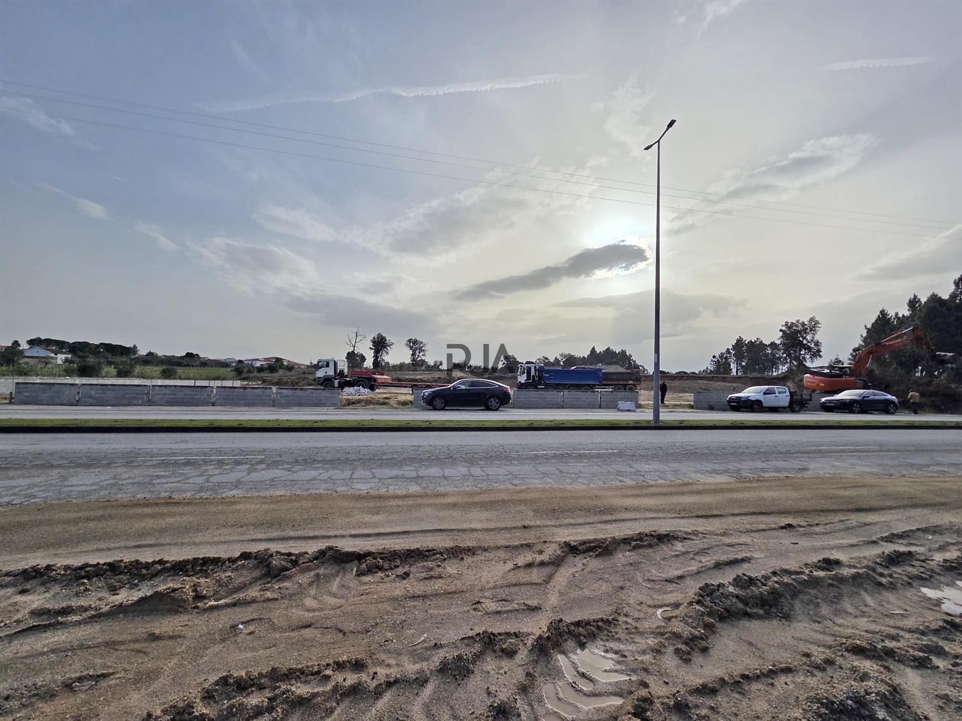 Terreno para arrendar em Nelas