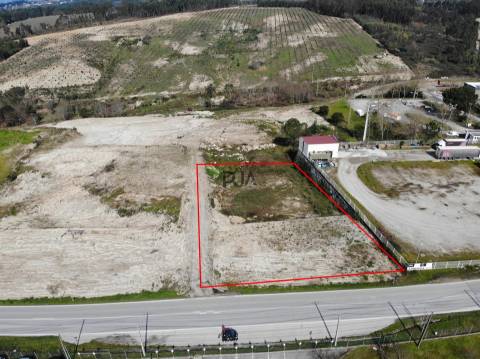 Terreno para vender em Nelas