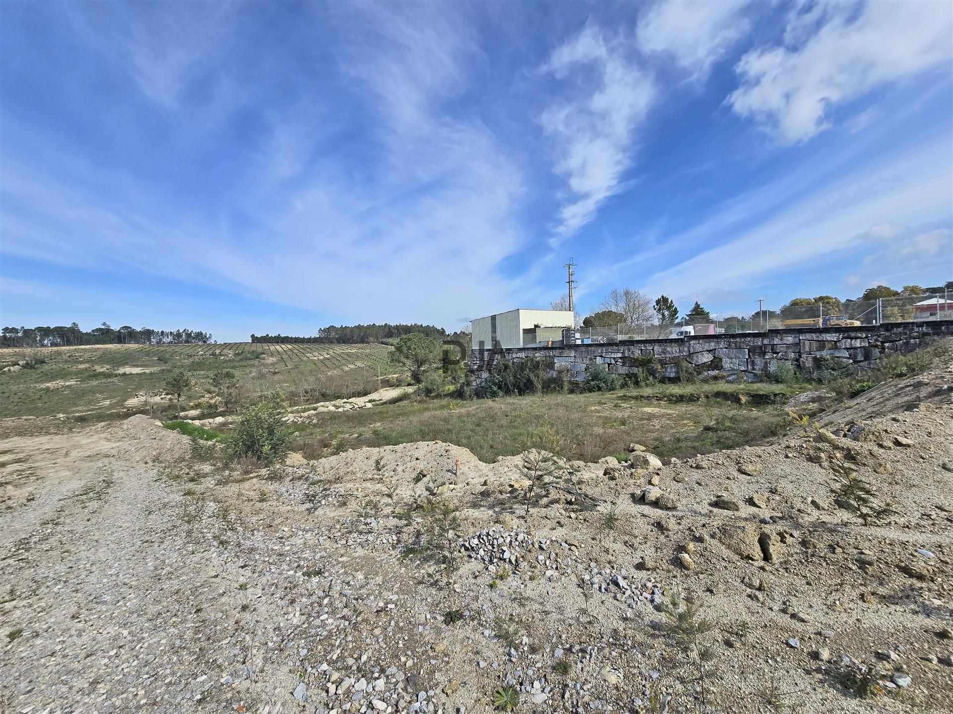 Terreno para vender em Nelas