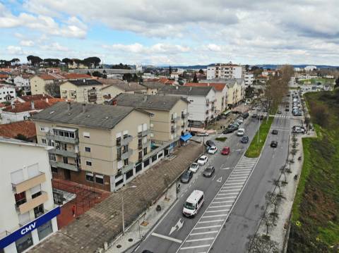 Armazém para arrendar em Viseu
