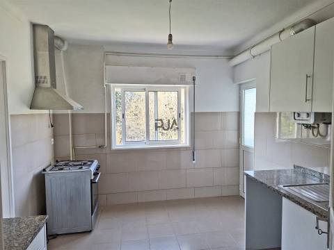 Apartamento T3 para arrendar em Viseu
