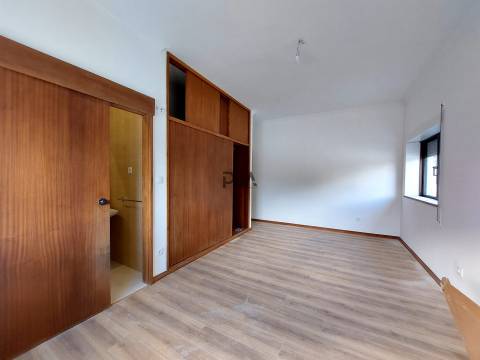 Andar moradia T4 em Mangualde