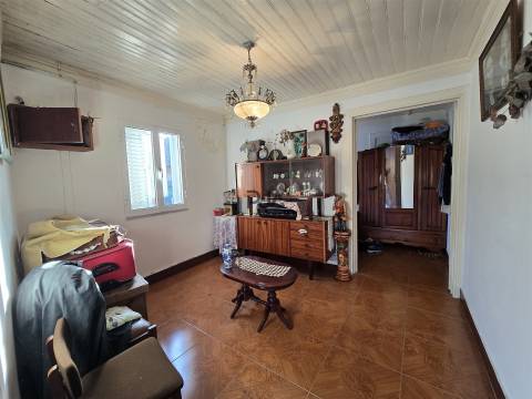 Moradias T3 + T2 em Aldeia de Casal Diz, Penalva do Castelo