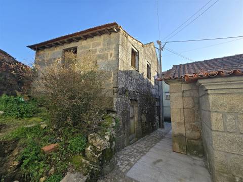 Moradias T3 + T2 em Aldeia de Casal Diz, Penalva do Castelo