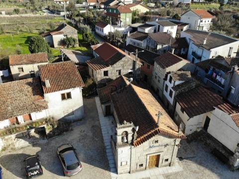 Moradias T3 + T2 em Aldeia de Casal Diz, Penalva do Castelo