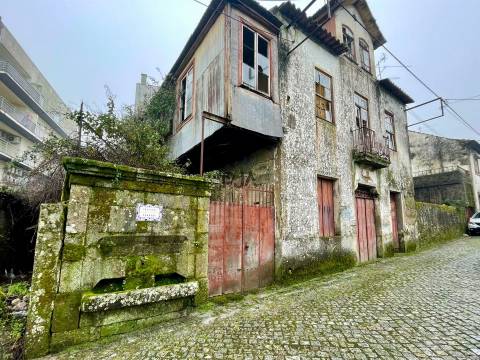 Moradia para Recuperar em Mangualde