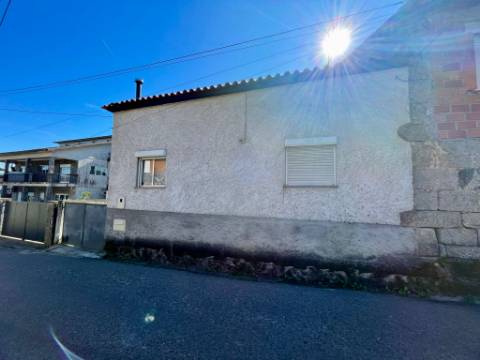 Moradia T3 em Teomil, Tondela