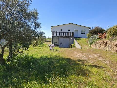 Quinta T3 com 7,6Ha em Insua, Penalva do Castelo