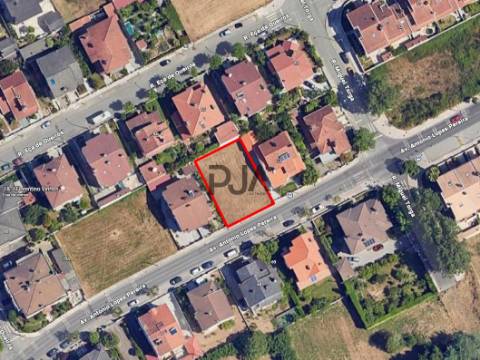 Lote de terreno em Viso, Viseu