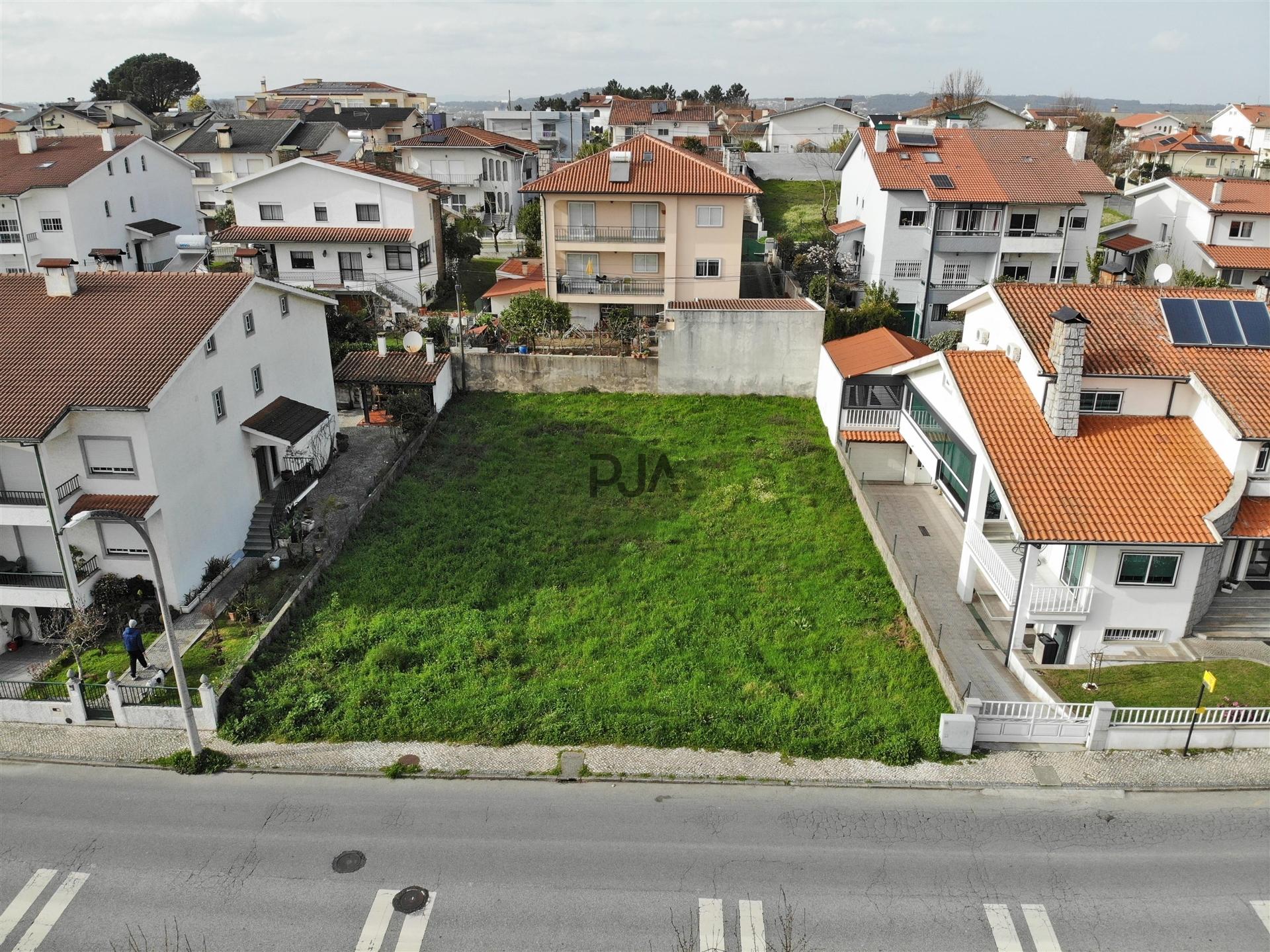 Lote de terreno em Viso, Viseu