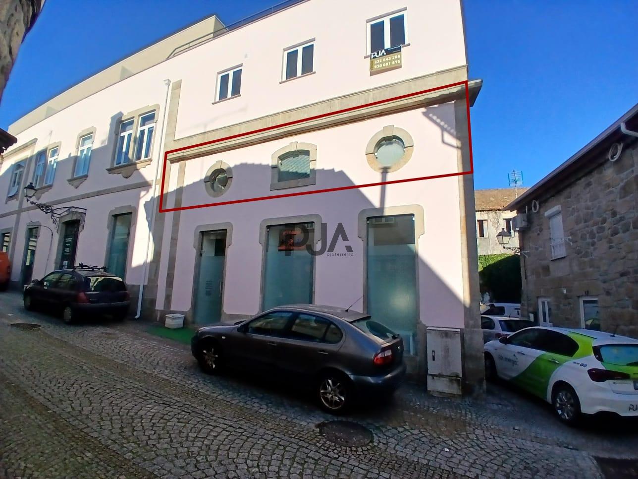 Apartamento T1+1 em Tondela