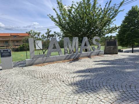 Moradia T2 em Lamas, Castro Daire