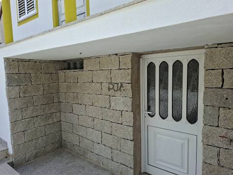 Moradia T2 em Lamas, Castro Daire