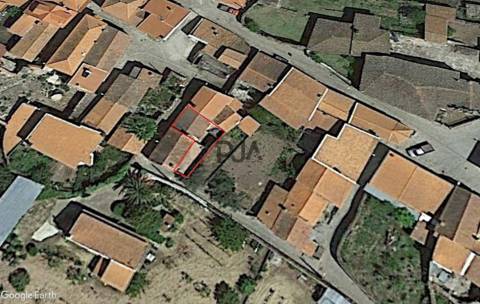Moradia T3 em Vila Nova de Foz Côa, Guarda