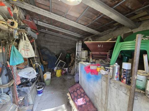 Quinta com cerca de 6.500 m² em Póvoa de Cervães, Mangualde