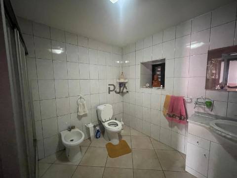 Moradia em Pedra T3 em Rio de Moinhos, Sátão