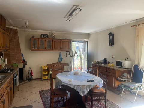 Moradia em Pedra T3 em Rio de Moinhos, Sátão
