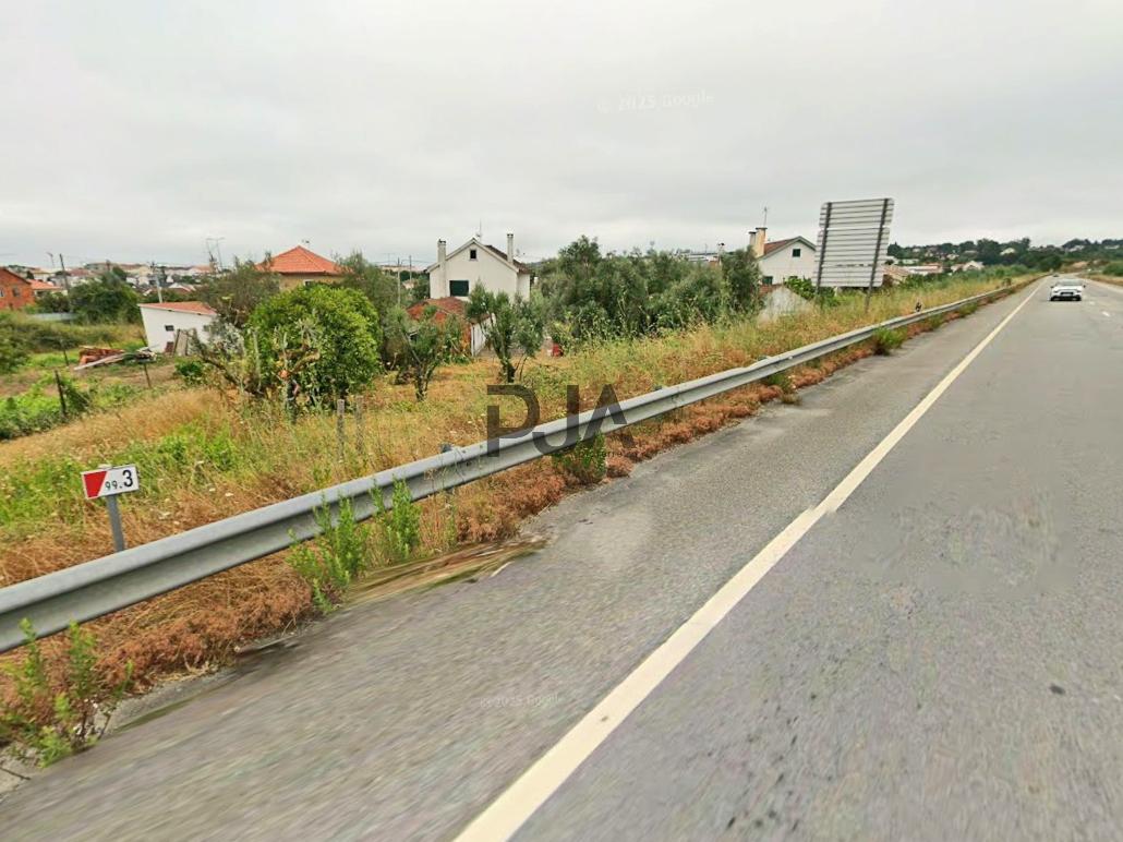 Terreno para arrendar em Tondela