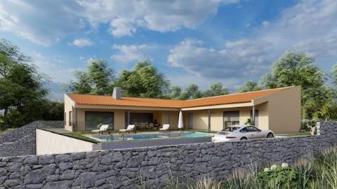 Moradia em Caminha com piscina em lote de 1550mts2