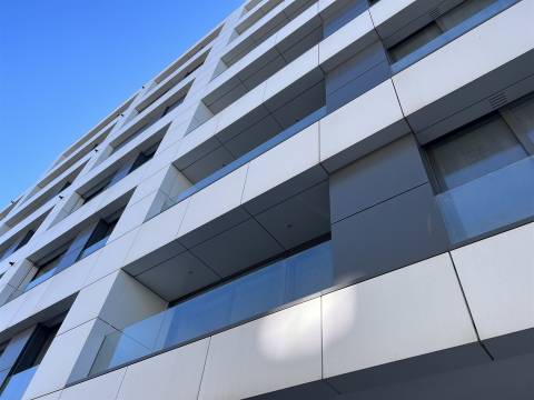 T3 novo junto à Rotunda da Boavista