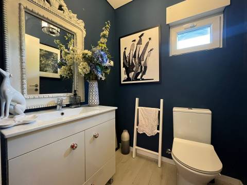 Moradia T3, na Foz com jardim e piscina