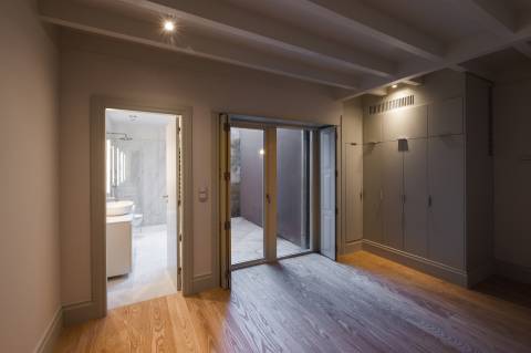 Excelente T2 Duplex com vista de rio em zona histórica