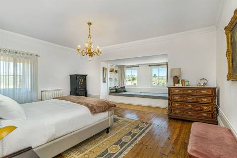 Moradia T5 c/ piscina no norte de Portugal