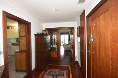 T4 1ª linha de mar em matosinhos