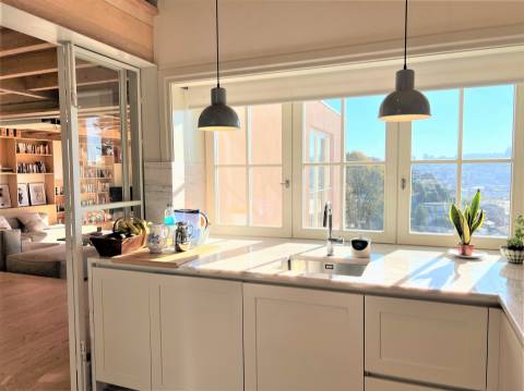 T4 com vista rio em condomínio privado com piscina e jardim