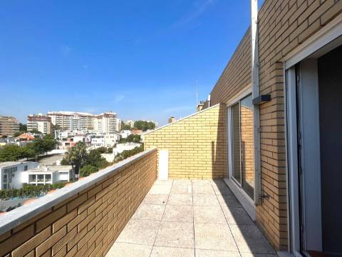 T2 remodelado nos Pinhais da Foz p/ alugar