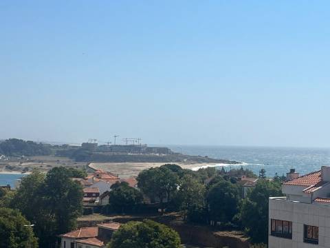 T2 remodelado nos Pinhais da Foz p/ alugar