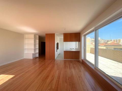 T2 remodelado nos Pinhais da Foz p/ alugar