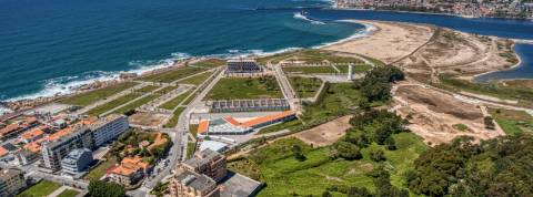 T3 c/ vista mar e varanda