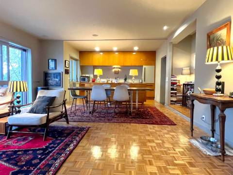 T2 c/ varanda e vista parcial mar na Foz