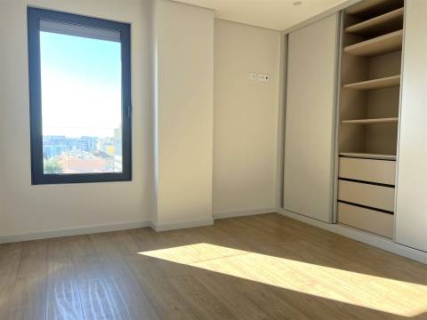 T3 novo junto à Rotunda da Boavista