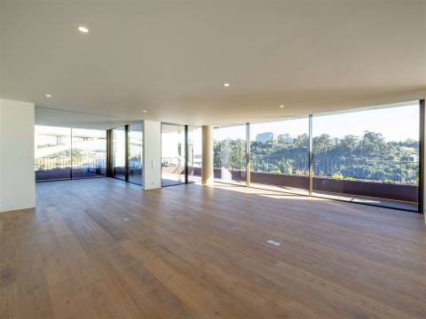 T3 na primeira linha do rio Douro